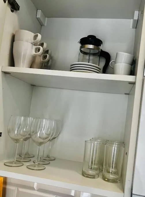 Sliema, Apt7, Stylish 2 Bedroom Apartment With Parking